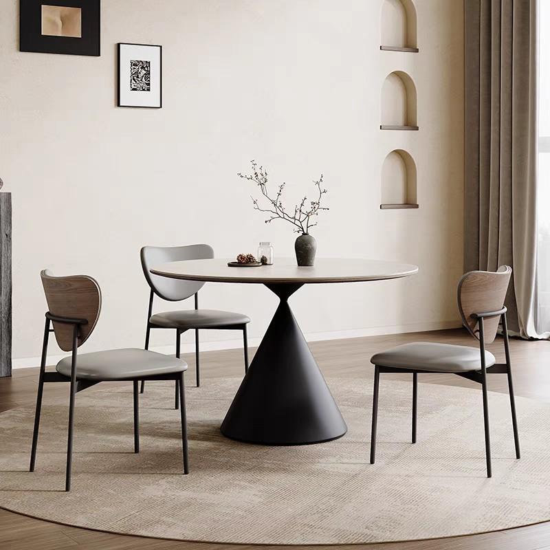 Round table